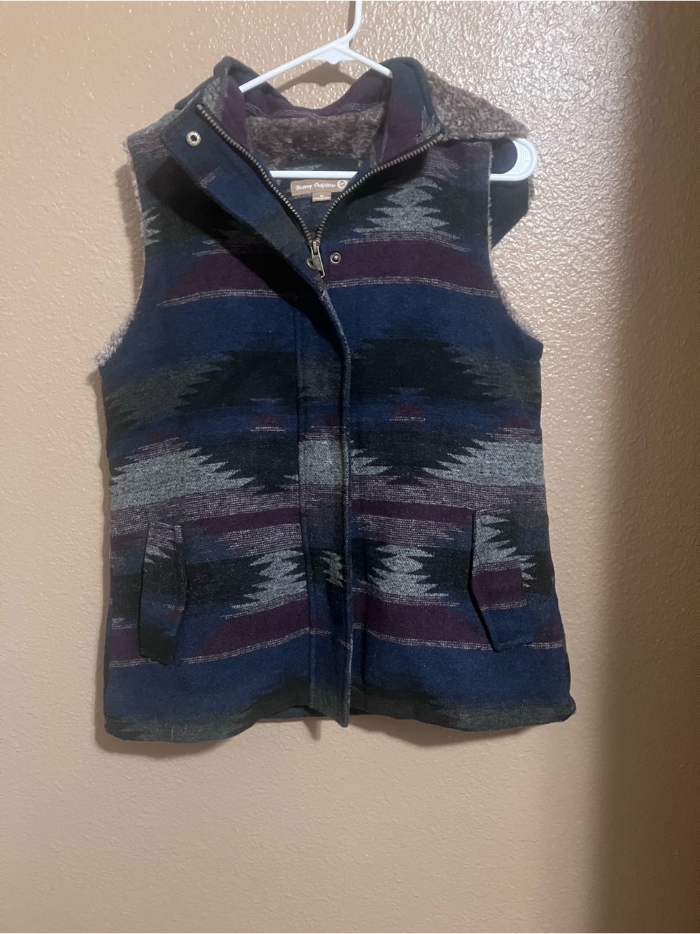 Patterned Hooded Vest in Navy, Gray & Purple - Unbranded